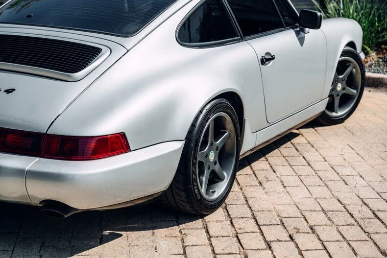 1989 Porsche 964 Carrera 4 - Image 13 of 31