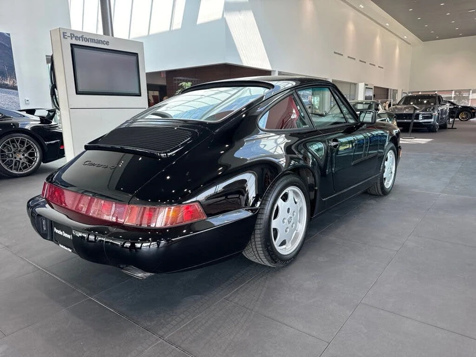 1989 Porsche 964 Carrera 4 - Image 6 of 29