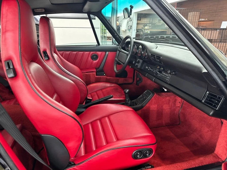 1989 Porsche 964 Carrera 4 - Image 4 of 29