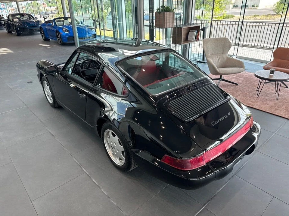 1989 Porsche 964 Carrera 4 - Image 11 of 29