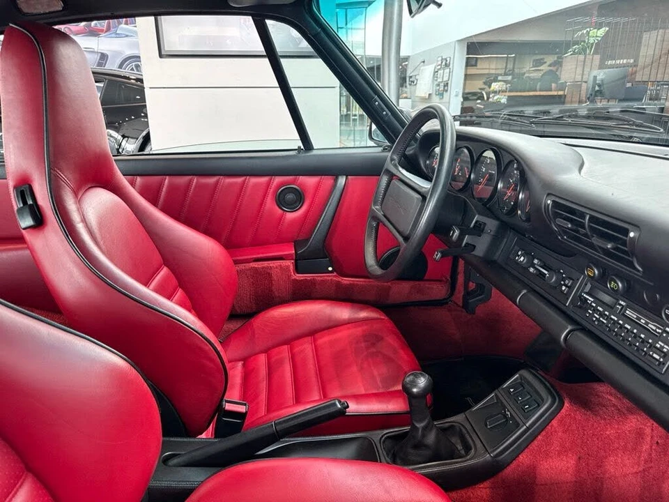 1989 Porsche 964 Carrera 4 - Image 14 of 29