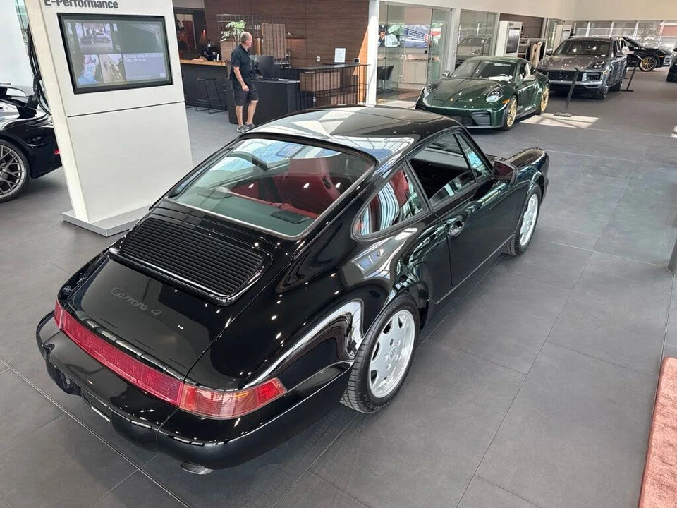 1989 Porsche 964 Carrera 4 - Image 12 of 29