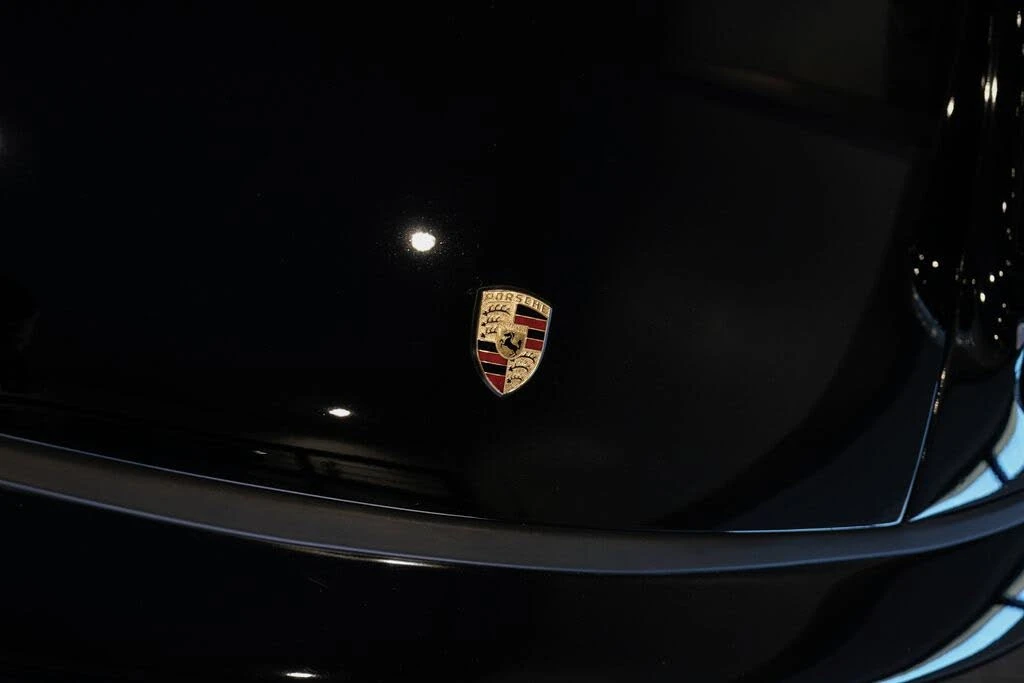 1989 Porsche 964 Carrera 4 - Image 18 of 31