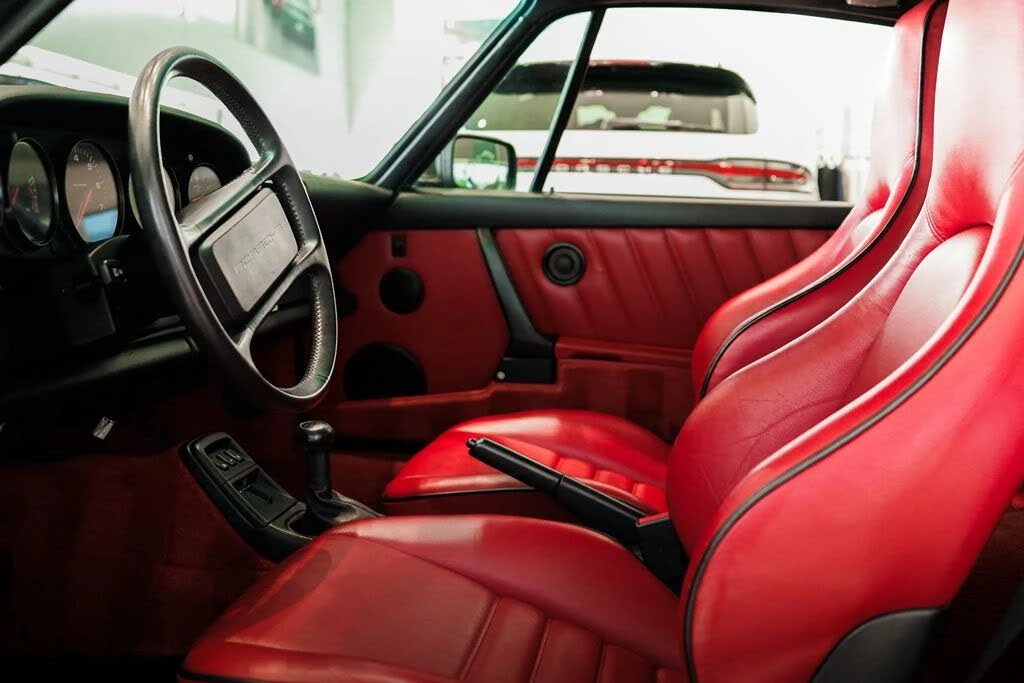 1989 Porsche 964 Carrera 4 - Image 21 of 31