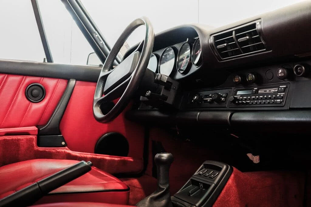 1989 Porsche 964 Carrera 4 - Image 28 of 31