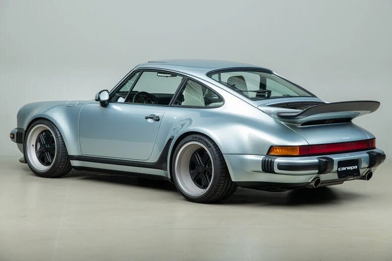 1989 Porsche 964 Carrera 4 - Image 4 of 31