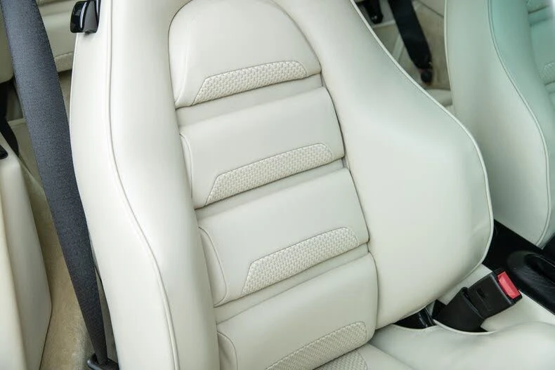 1989 Porsche 964 Carrera 4 - Image 26 of 31