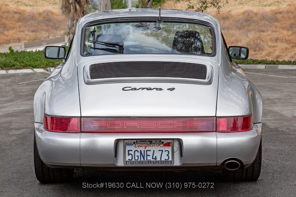 1989 Porsche 964 Carrera 4 - Image 8 of 24