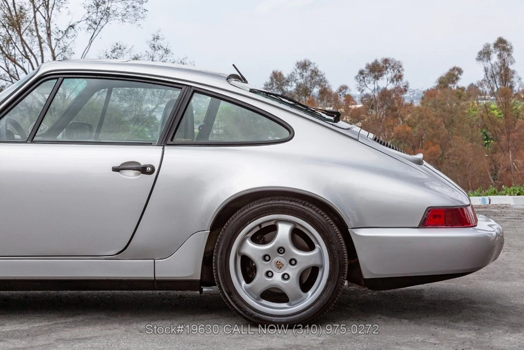 1989 Porsche 964 Carrera 4 - Image 15 of 24