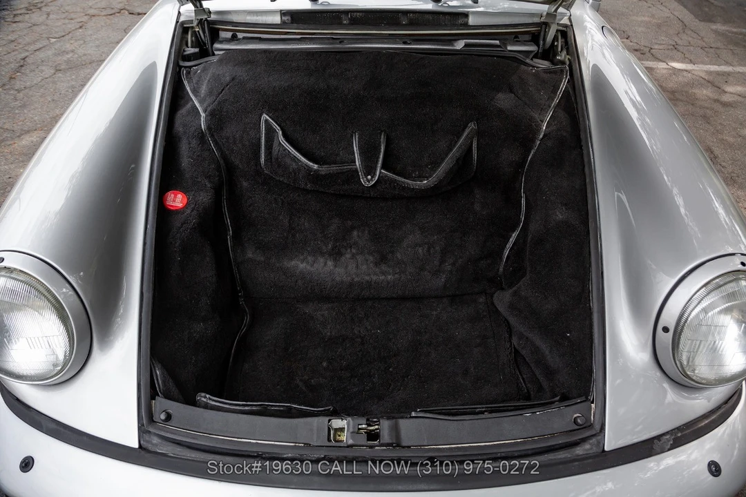 1989 Porsche 964 Carrera 4 - Image 28 of 31