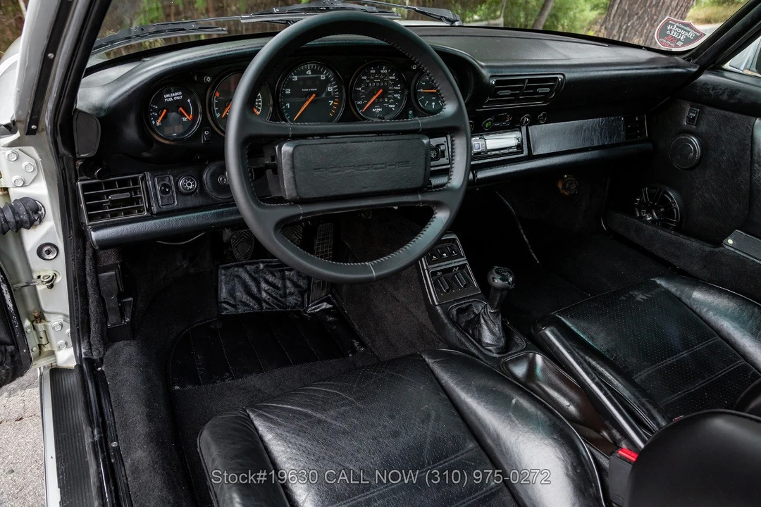1989 Porsche 964 Carrera 4 - Image 21 of 31