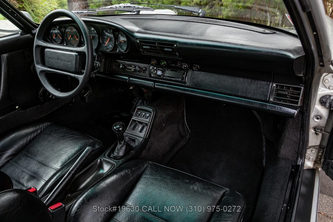 1989 Porsche 964 Carrera 4 - Image 26 of 31