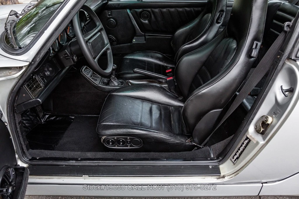 1989 Porsche 964 Carrera 4 - Image 18 of 24