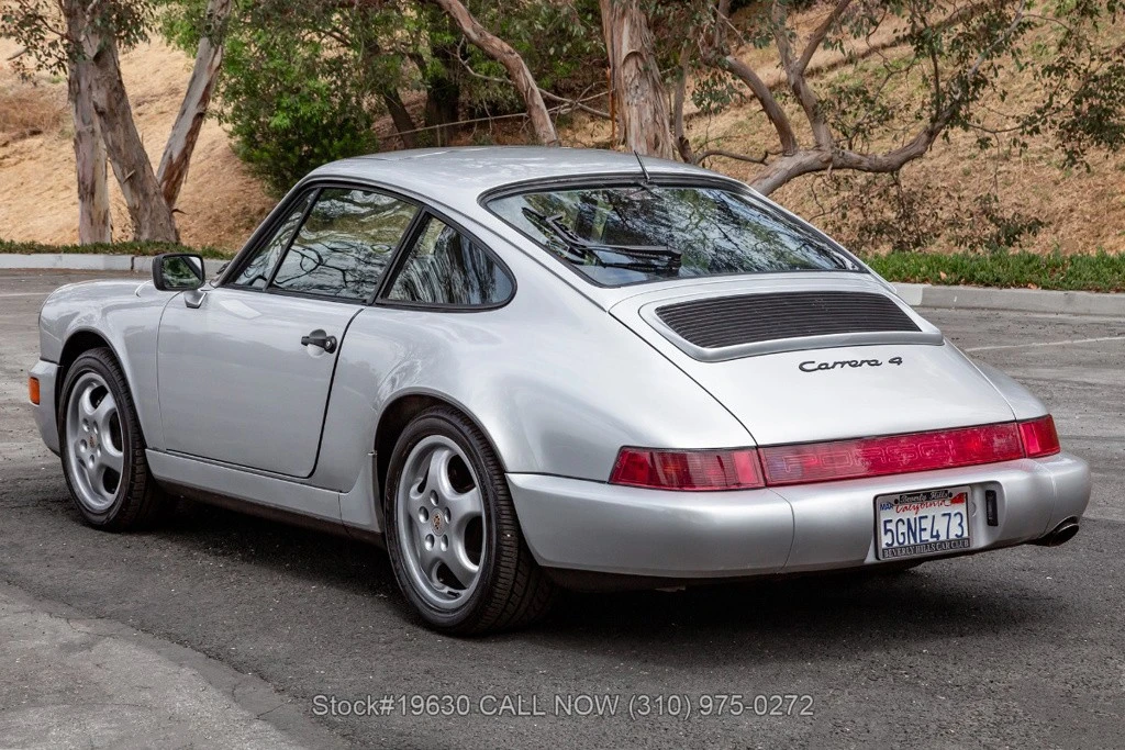 1989 Porsche 964 Carrera 4 - Image 9 of 24