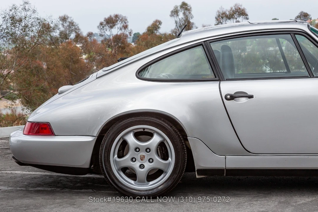 1989 Porsche 964 Carrera 4 - Image 14 of 31