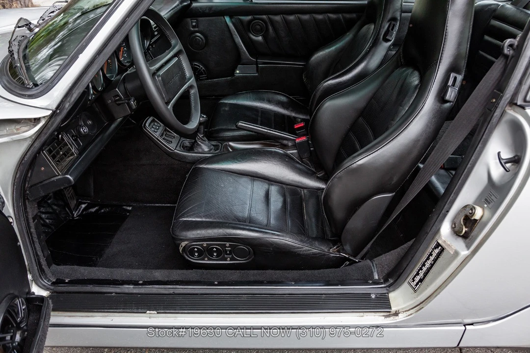 1989 Porsche 964 Carrera 4 - Image 19 of 31