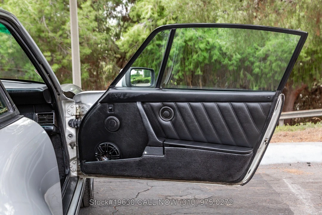 1989 Porsche 964 Carrera 4 - Image 27 of 31