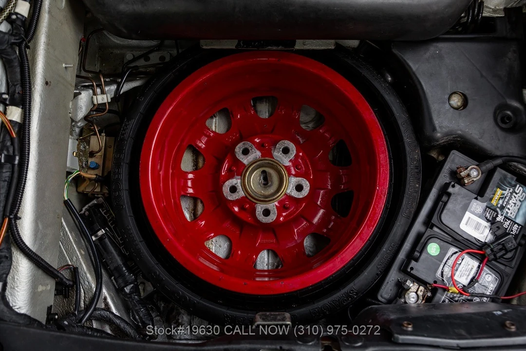 1989 Porsche 964 Carrera 4 - Image 29 of 31