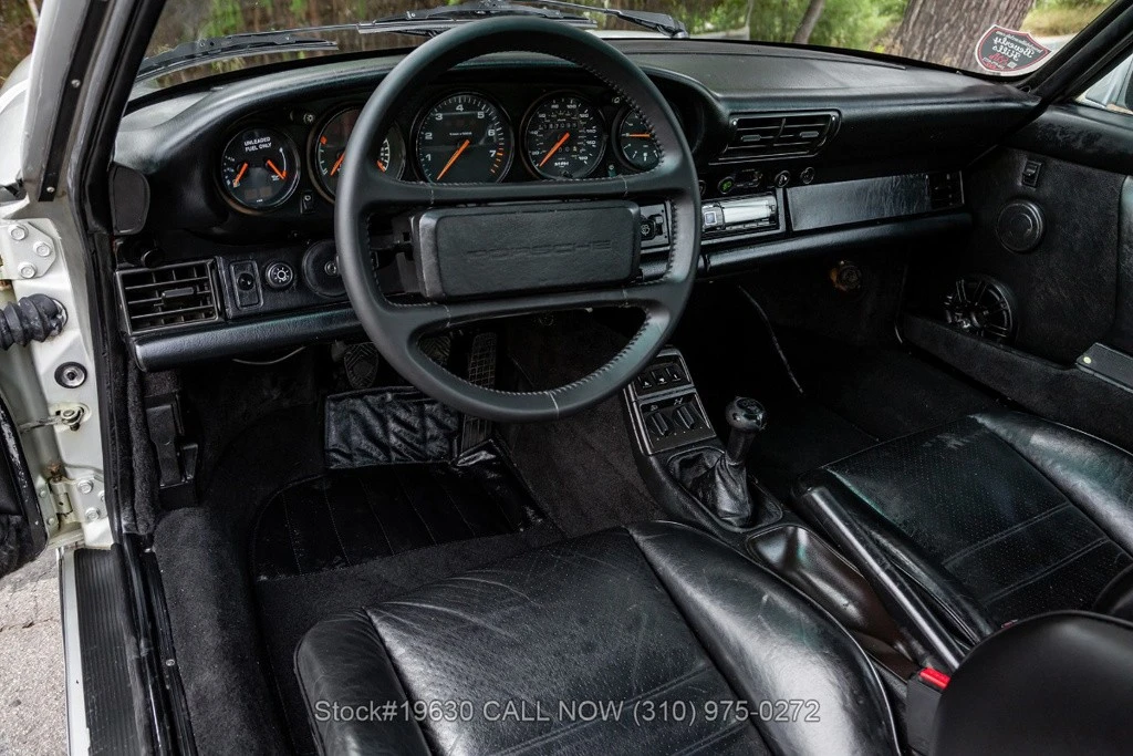 1989 Porsche 964 Carrera 4 - Image 20 of 24