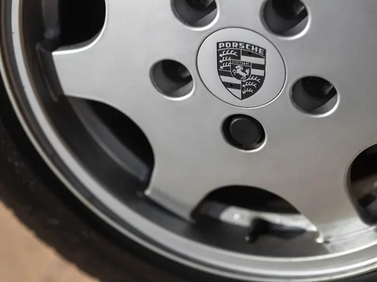 1989 Porsche 964 Carrera 4 - Image 21 of 28