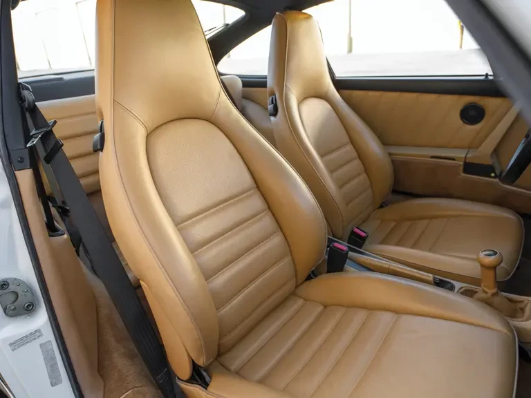 1989 Porsche 964 Carrera 4 - Image 17 of 28