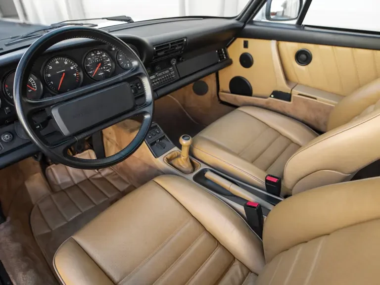 1989 Porsche 964 Carrera 4 - Image 5 of 28