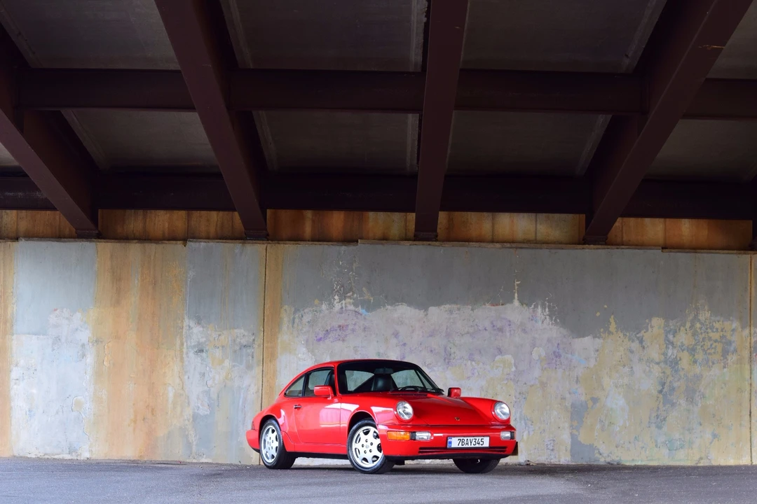 1989 Porsche 964 Carrera 4 - Image 21 of 31
