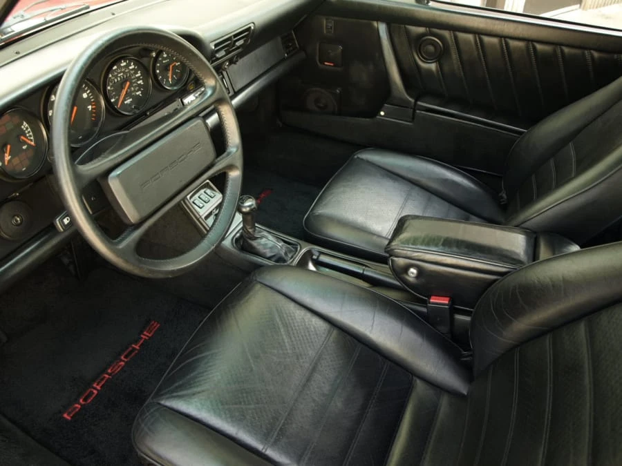 1989 Porsche 964 Carrera 4 - Image 4 of 6
