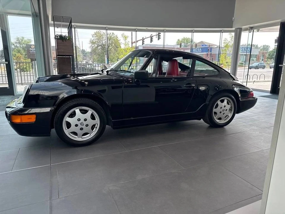 1989 Porsche 964 Carrera 4 - Image 2 of 5