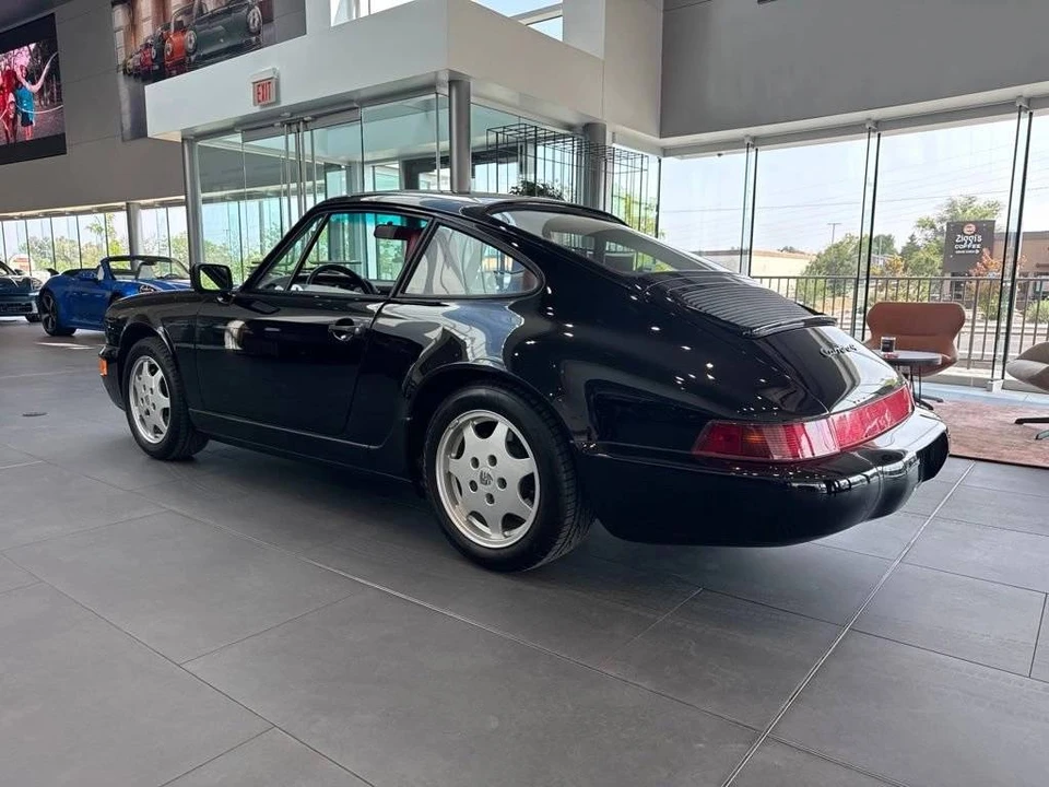 1989 Porsche 964 Carrera 4 - Image 3 of 5