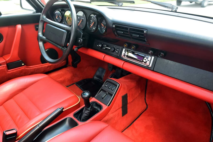 1989 Porsche 964 Carrera 4 - Image 6 of 12