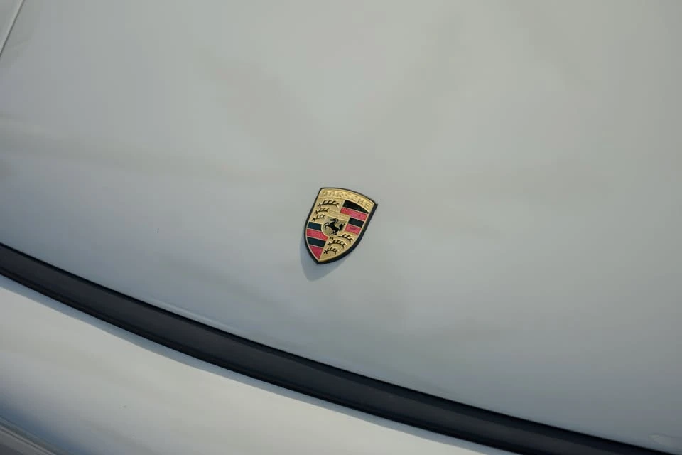 1989 Porsche 964 Carrera 4 - Image 13 of 20