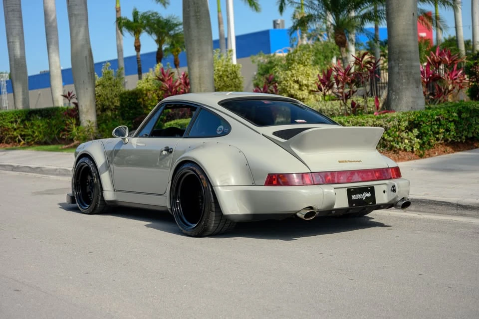 1989 Porsche 964 Carrera 4 - Image 5 of 20