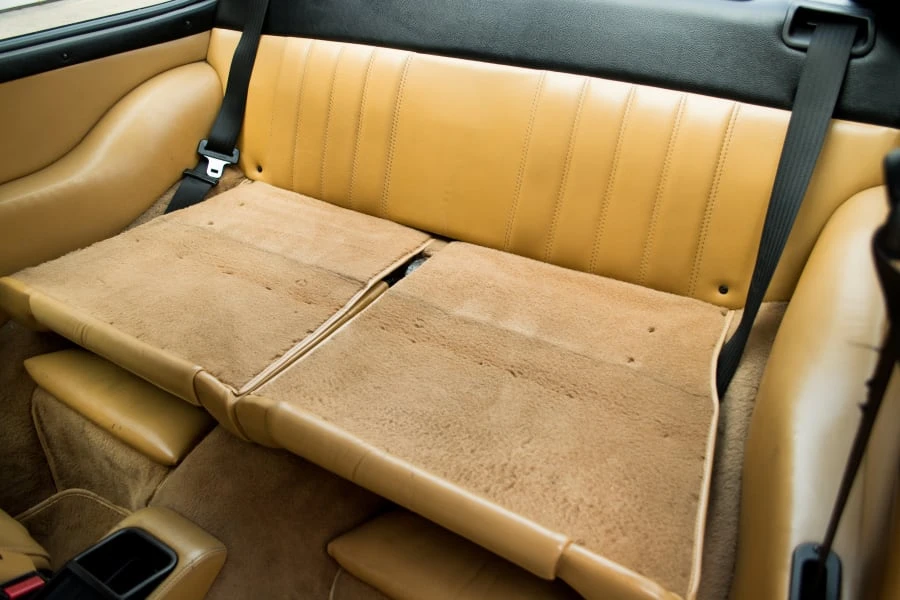 1989 Porsche 964 Carrera 4 - Image 8 of 12