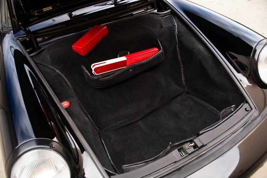1989 Porsche 964 Carrera 4 - Image 10 of 12