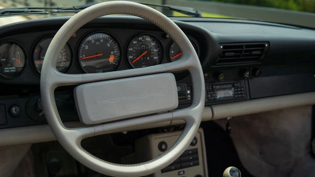1989 Porsche 911 Carrera 3.2 - Image 16 of 31