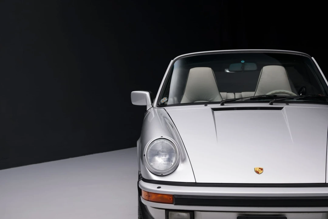1989 Porsche 911 Carrera 3.2 - Image 15 of 31
