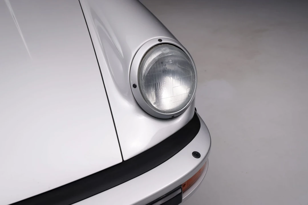 1989 Porsche 911 Carrera 3.2 - Image 22 of 31