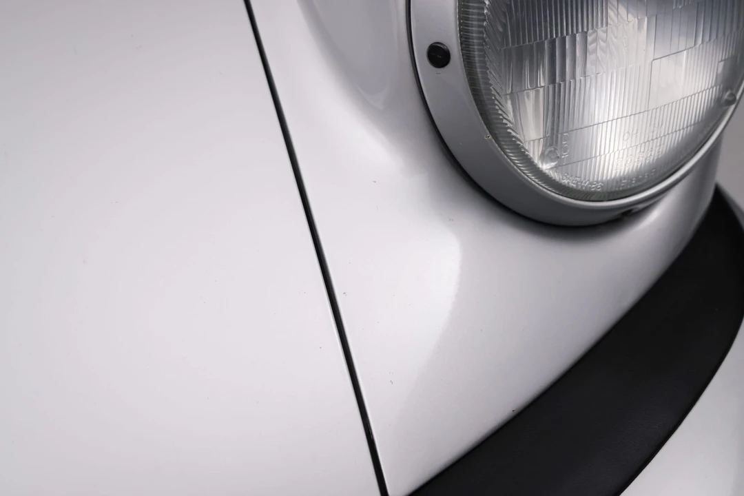 1989 Porsche 911 Carrera 3.2 - Image 25 of 31
