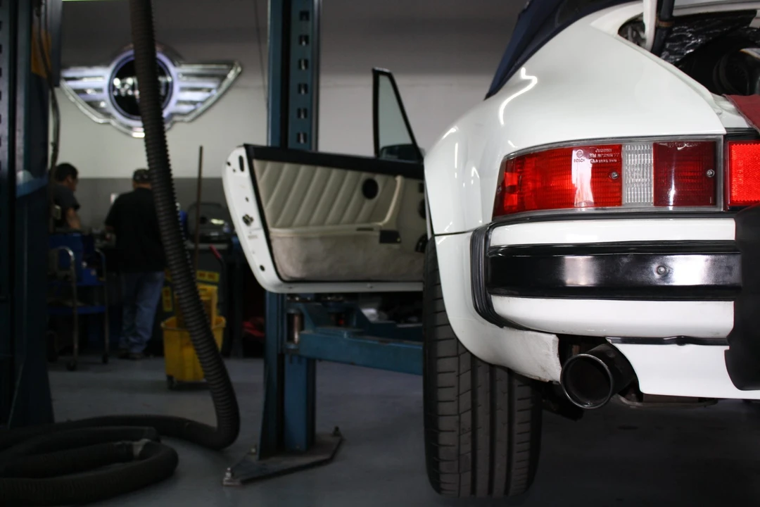 1989 Porsche 911 Carrera 3.2 - Image 31 of 31