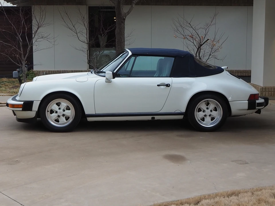1989 Porsche 911 Carrera 3.2 - Image 19 of 31