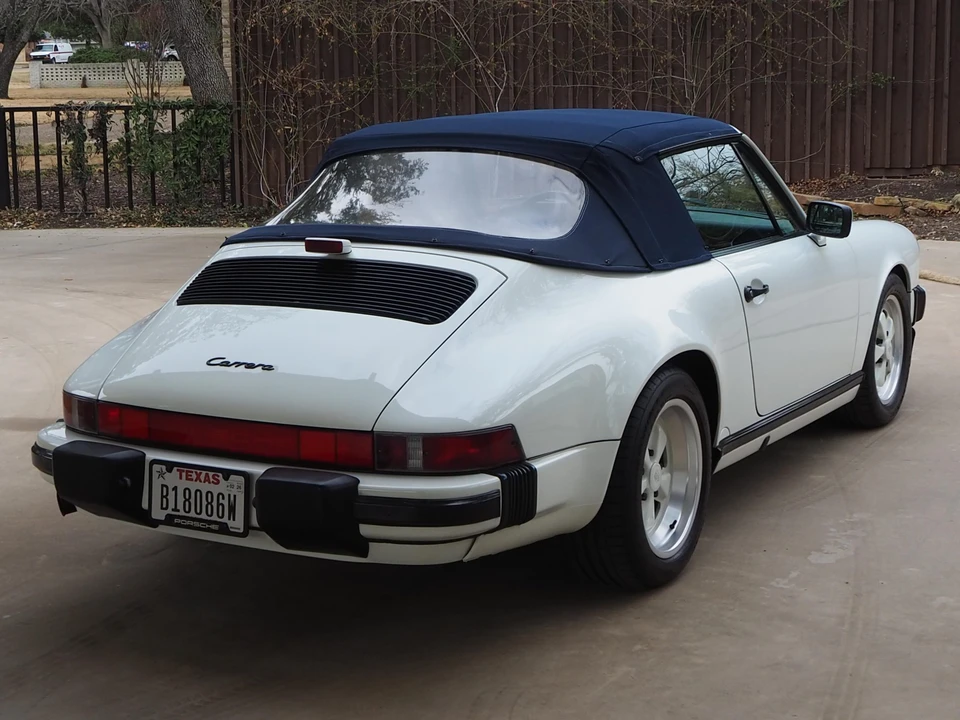 1989 Porsche 911 Carrera 3.2 - Image 13 of 31