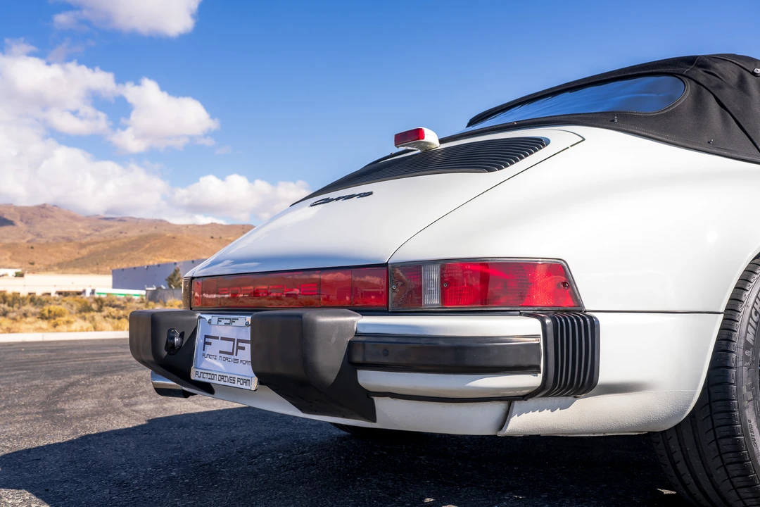 1989 Porsche 911 Carrera 3.2 - Image 28 of 31