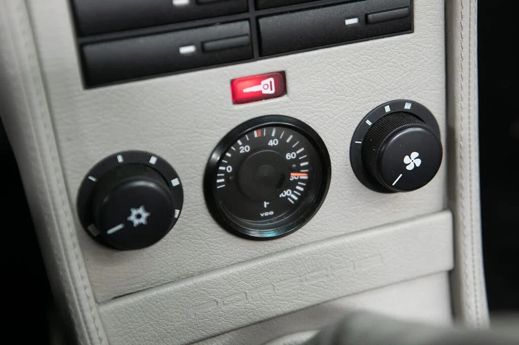 1989 Porsche 911 Carrera 3.2 - Image 29 of 31