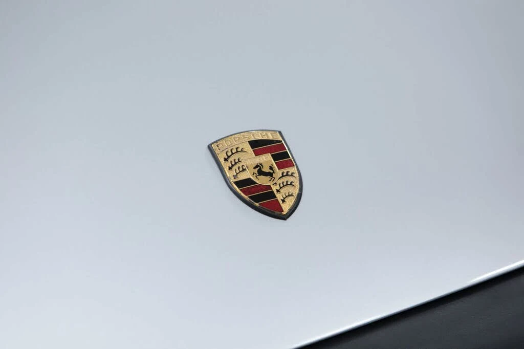 1989 Porsche 911 Carrera 3.2 - Image 16 of 31