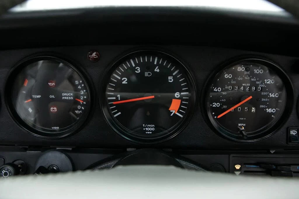 1989 Porsche 911 Carrera 3.2 - Image 27 of 31