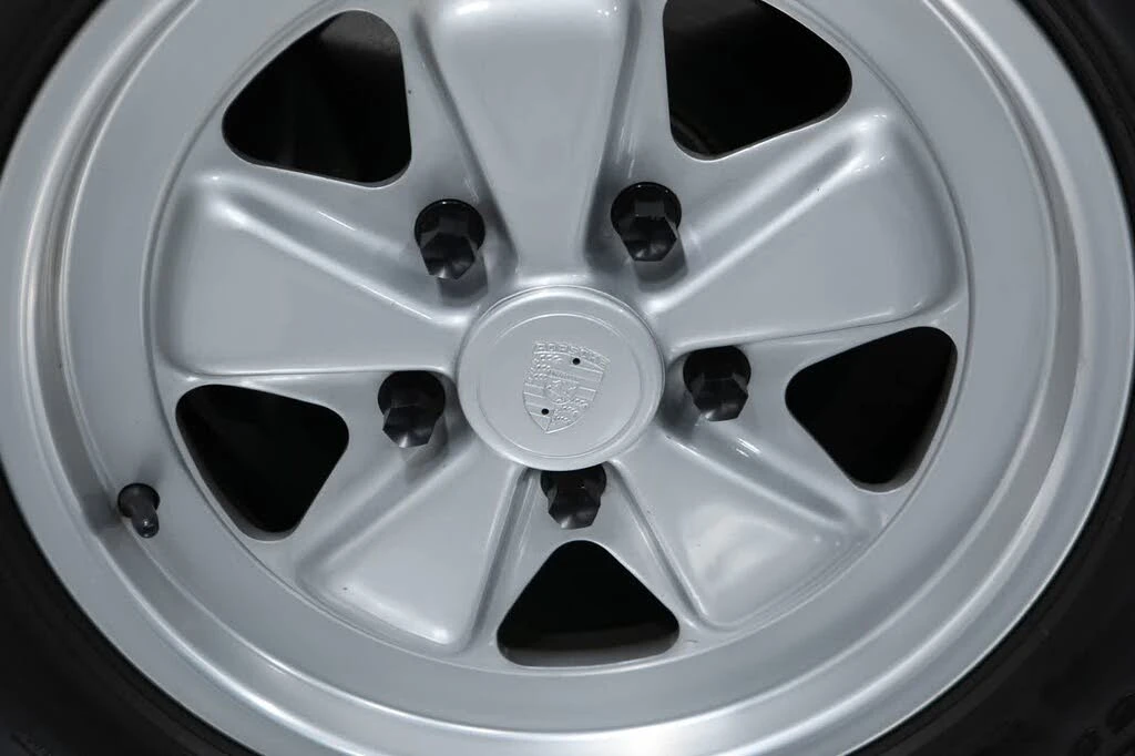 1989 Porsche 911 Carrera 3.2 - Image 11 of 31