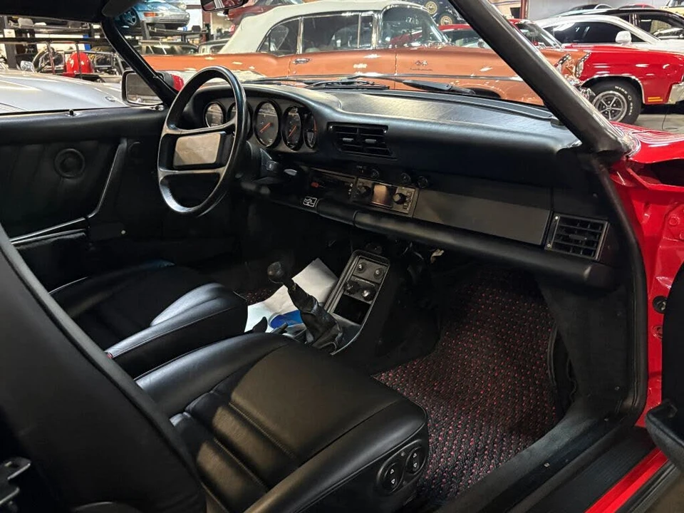 1989 Porsche 911 Carrera 3.2 - Image 8 of 31