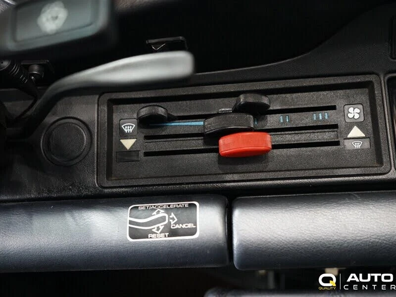 1989 Porsche 911 Carrera 3.2 - Image 27 of 31