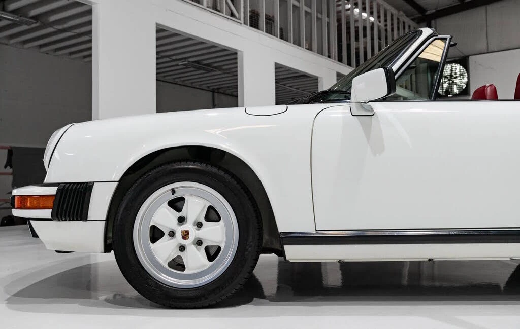 1989 Porsche 911 Carrera 3.2 - Image 12 of 31